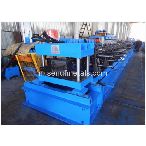 Kabelgoot Latei platform rolvormmachine